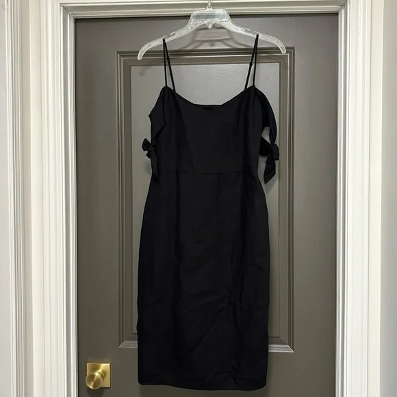 Abercrombie & Fitch off the shoulder black linen dress 2 NWT - Picture 3 of 10